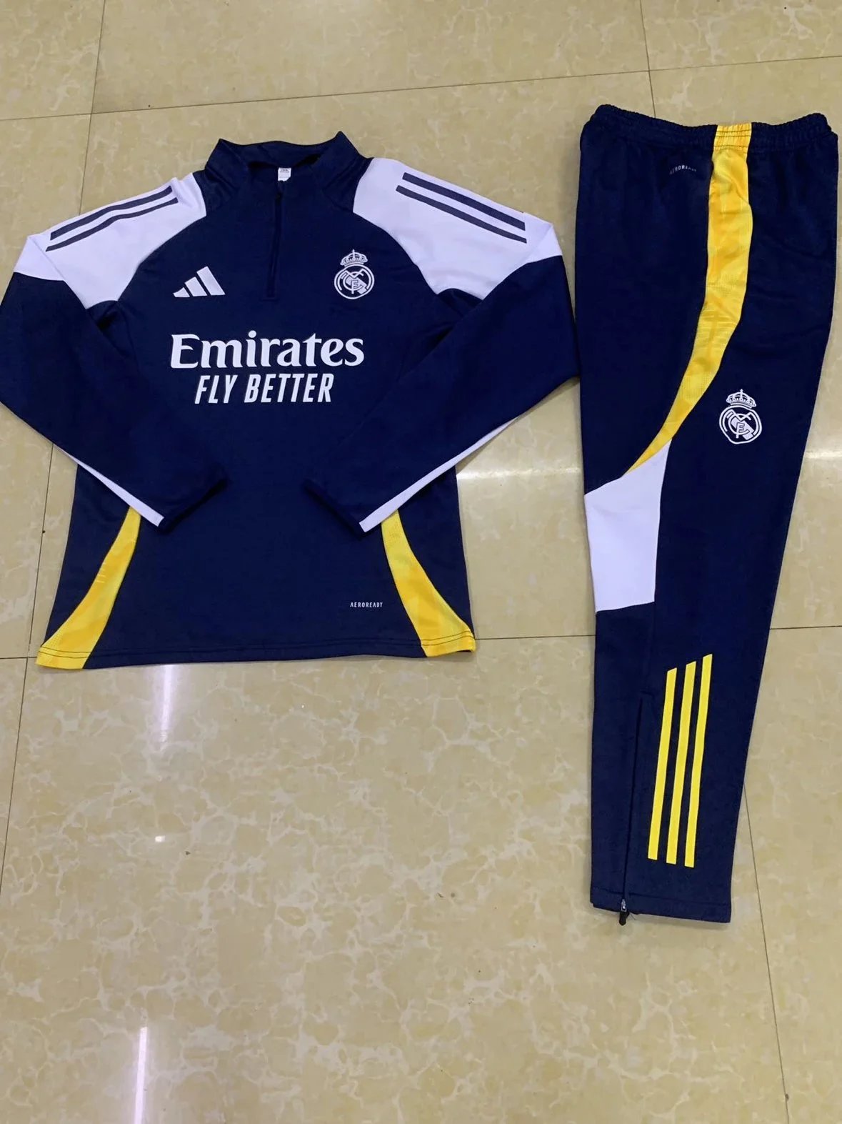 Football Jersey suit - Thumbnail 6