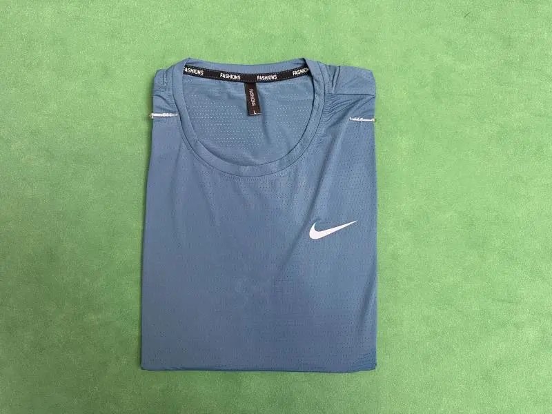 Nike/Under Armor short T-shirt - Thumbnail 8