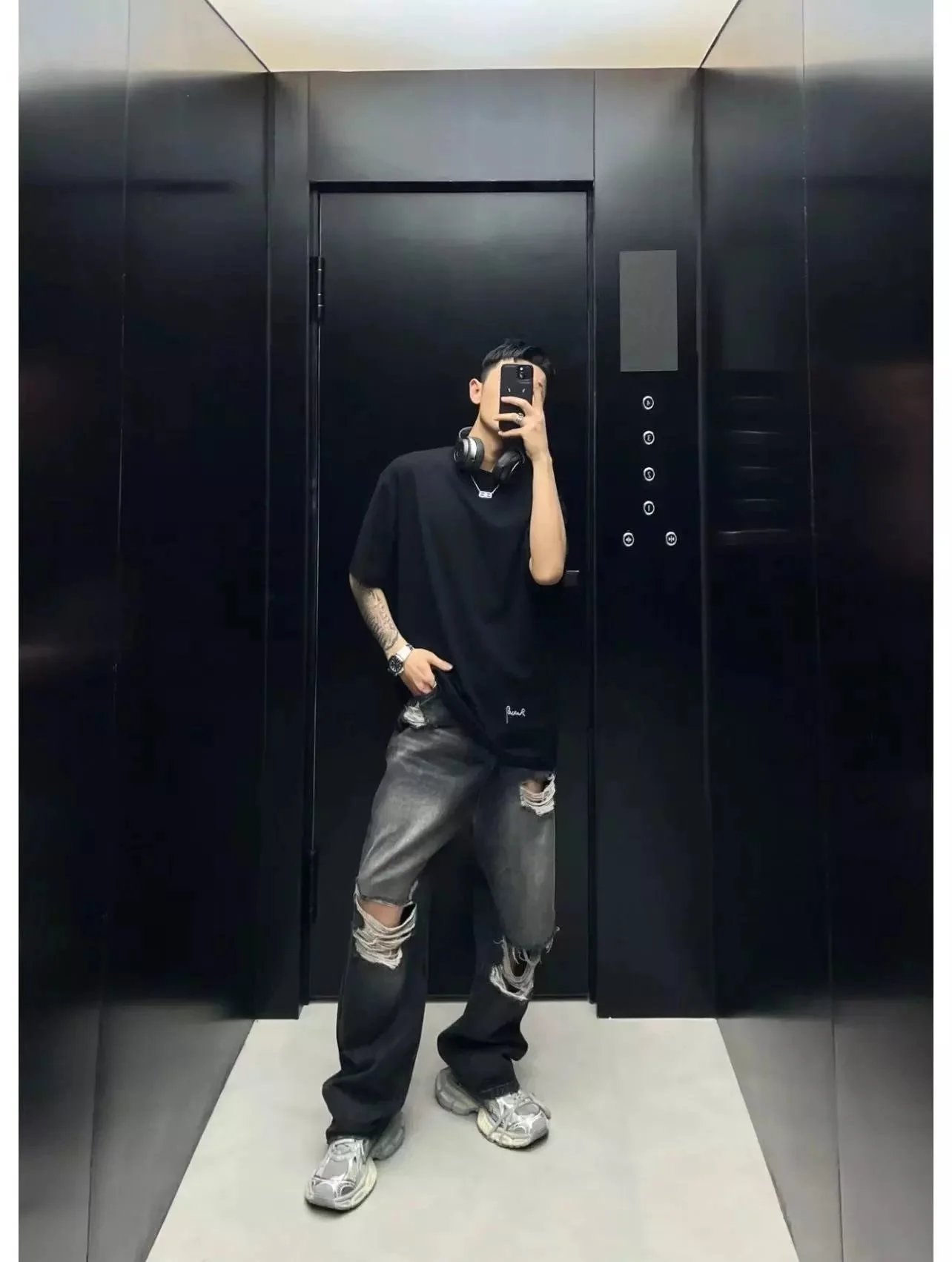 Balenciaga Pants - Thumbnail 3