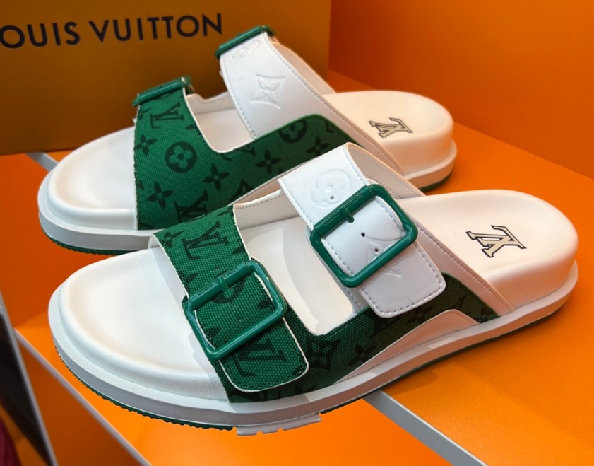 LV slippers - Thumbnail 2