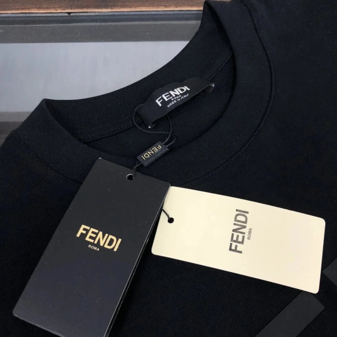 Fendi/Evisu/LV T-shirt - Thumbnail 4