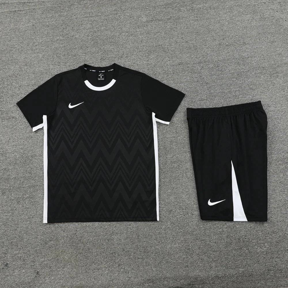 Nike Jersey suit - Thumbnail 5