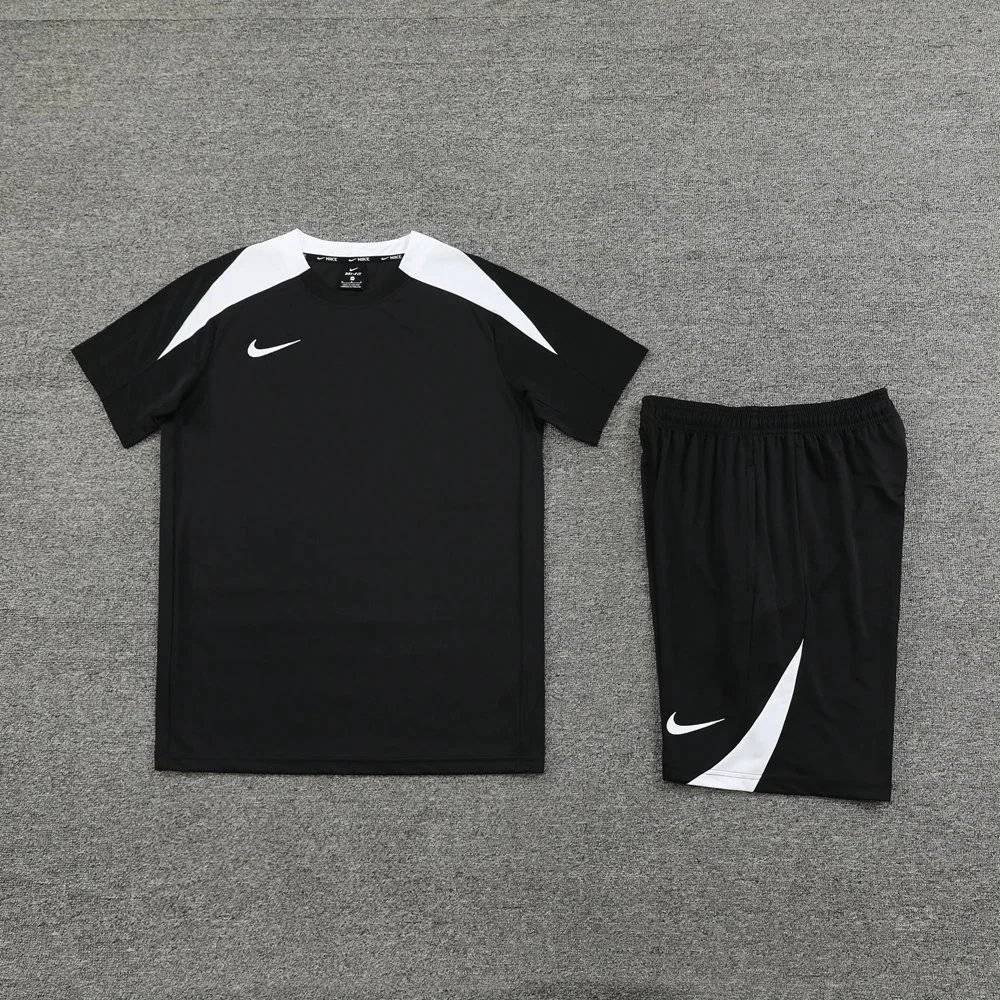 Nike Jersey suit - Thumbnail 8