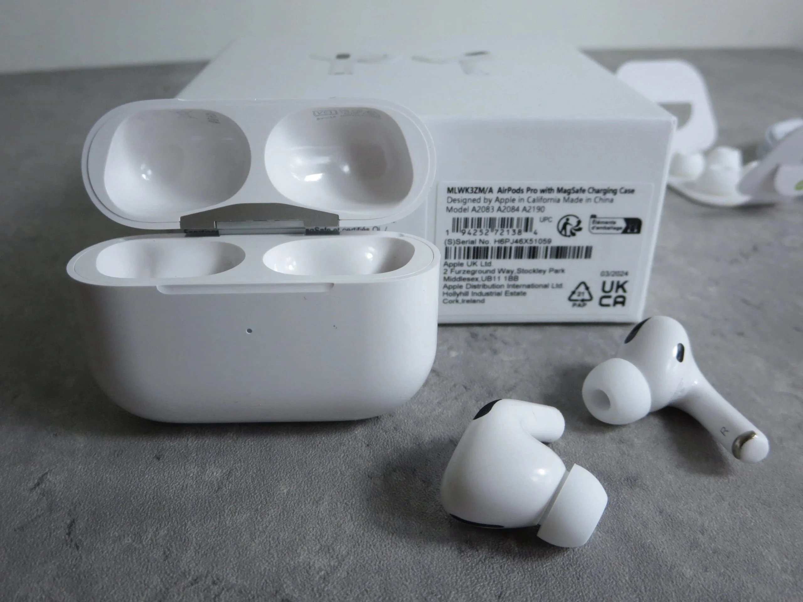 airpods pro 2 - Thumbnail 6