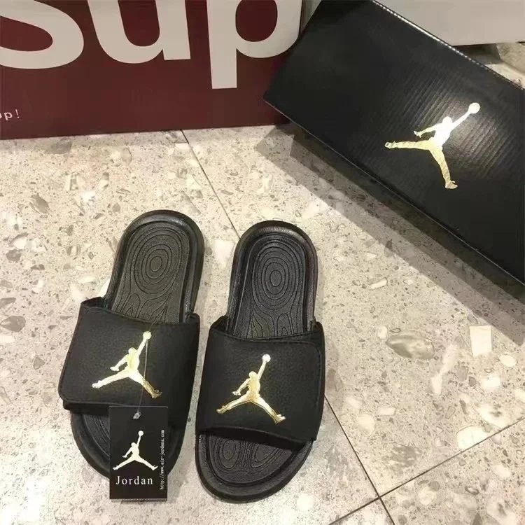 Nike jordan slippers - Thumbnail 2