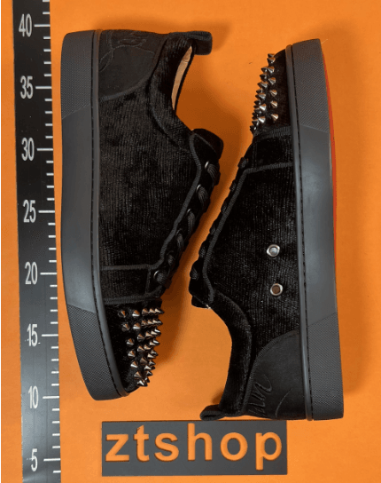 Louboutin shoes - Thumbnail 5