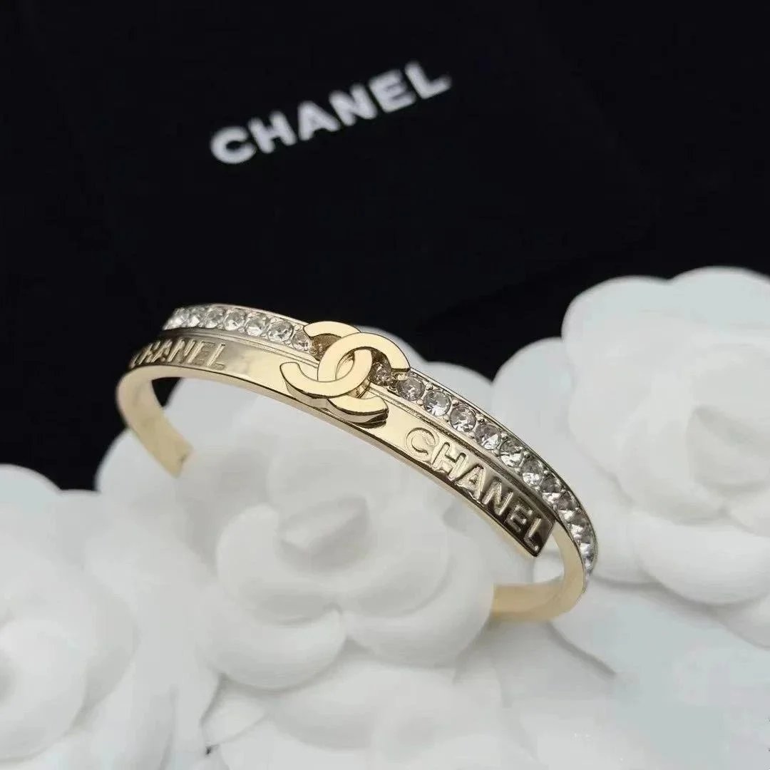 Chanel Fashion Bracelet - Thumbnail 5