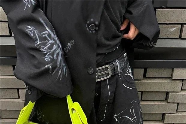 Balenciaga Pants - Thumbnail 2