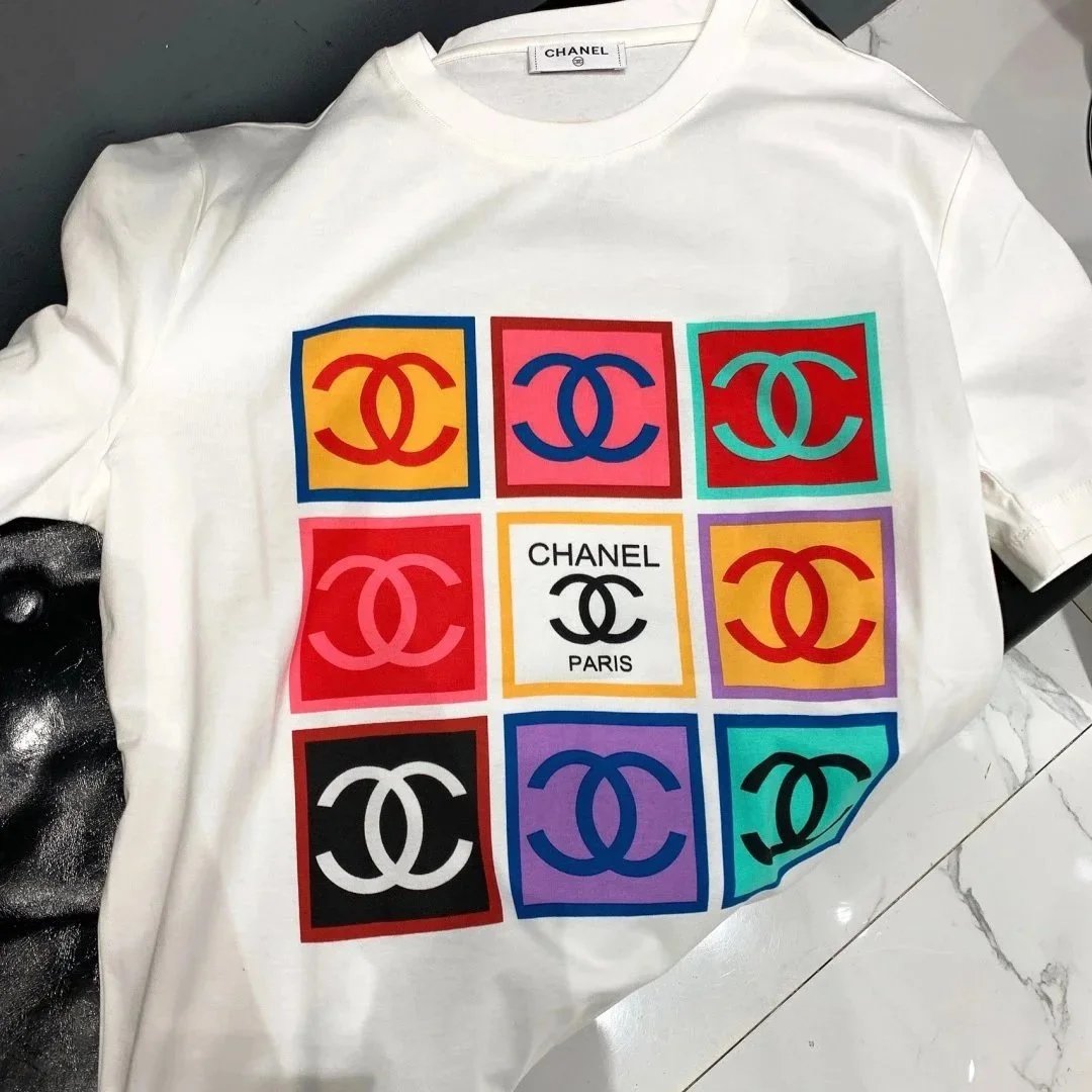Chanel T-shirt Hoodie - Thumbnail 8