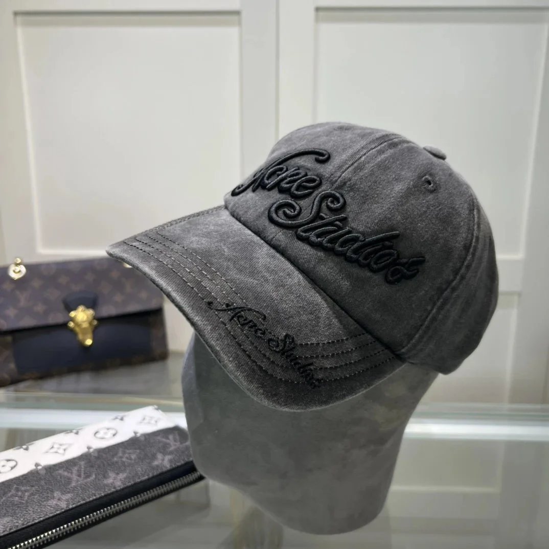 Acne Studios - Thumbnail 9