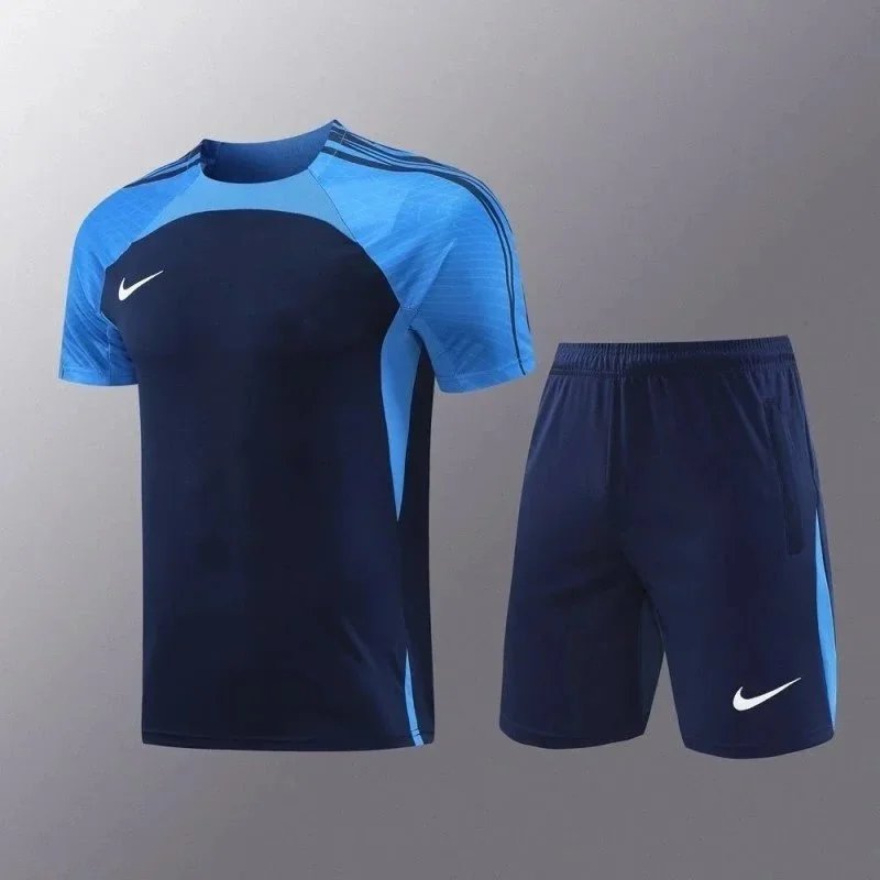 Nike Short Sleeve Set - Thumbnail 4