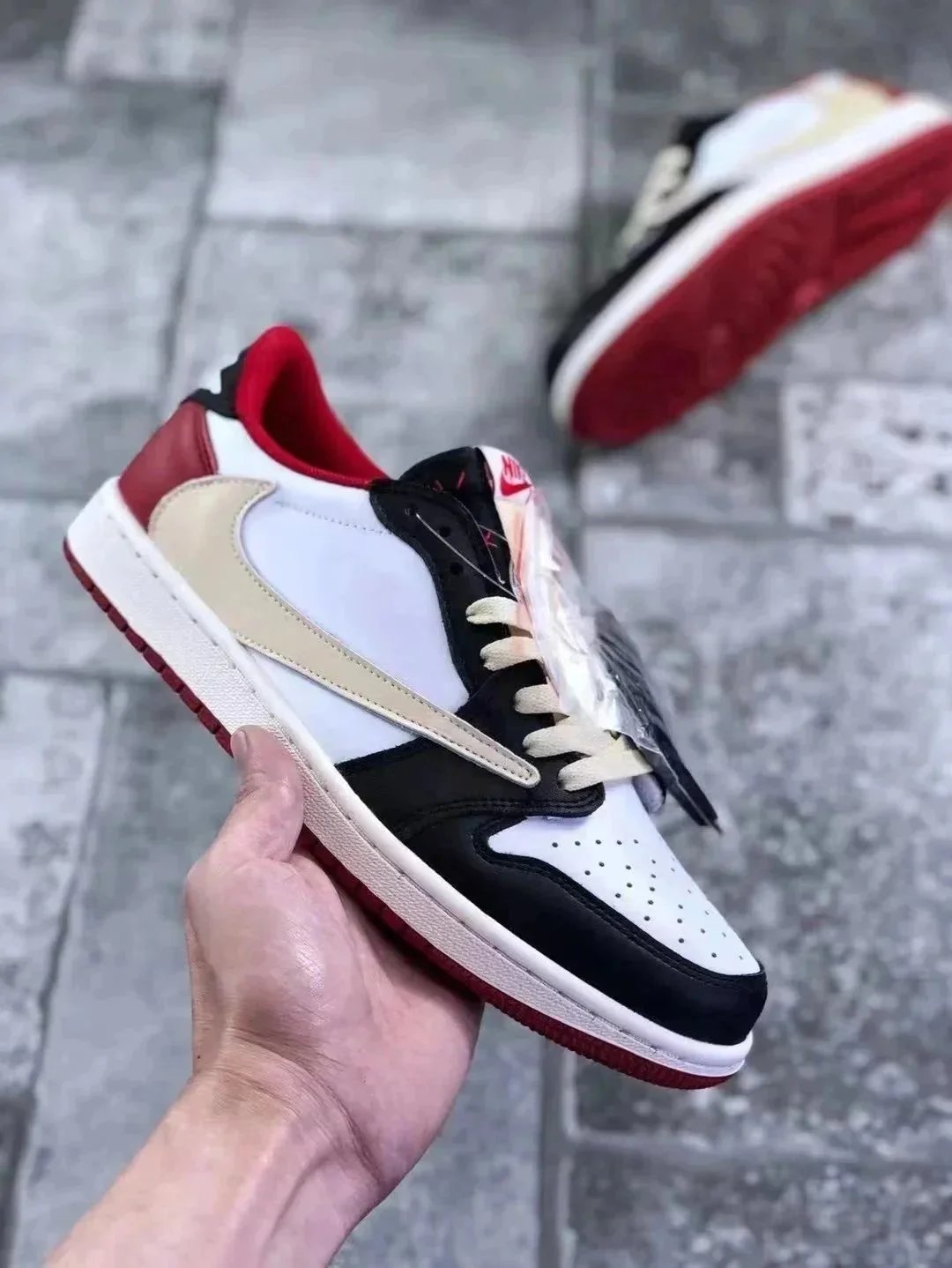 Travis Scott x Air Jordan 1 16style High version - Thumbnail 2