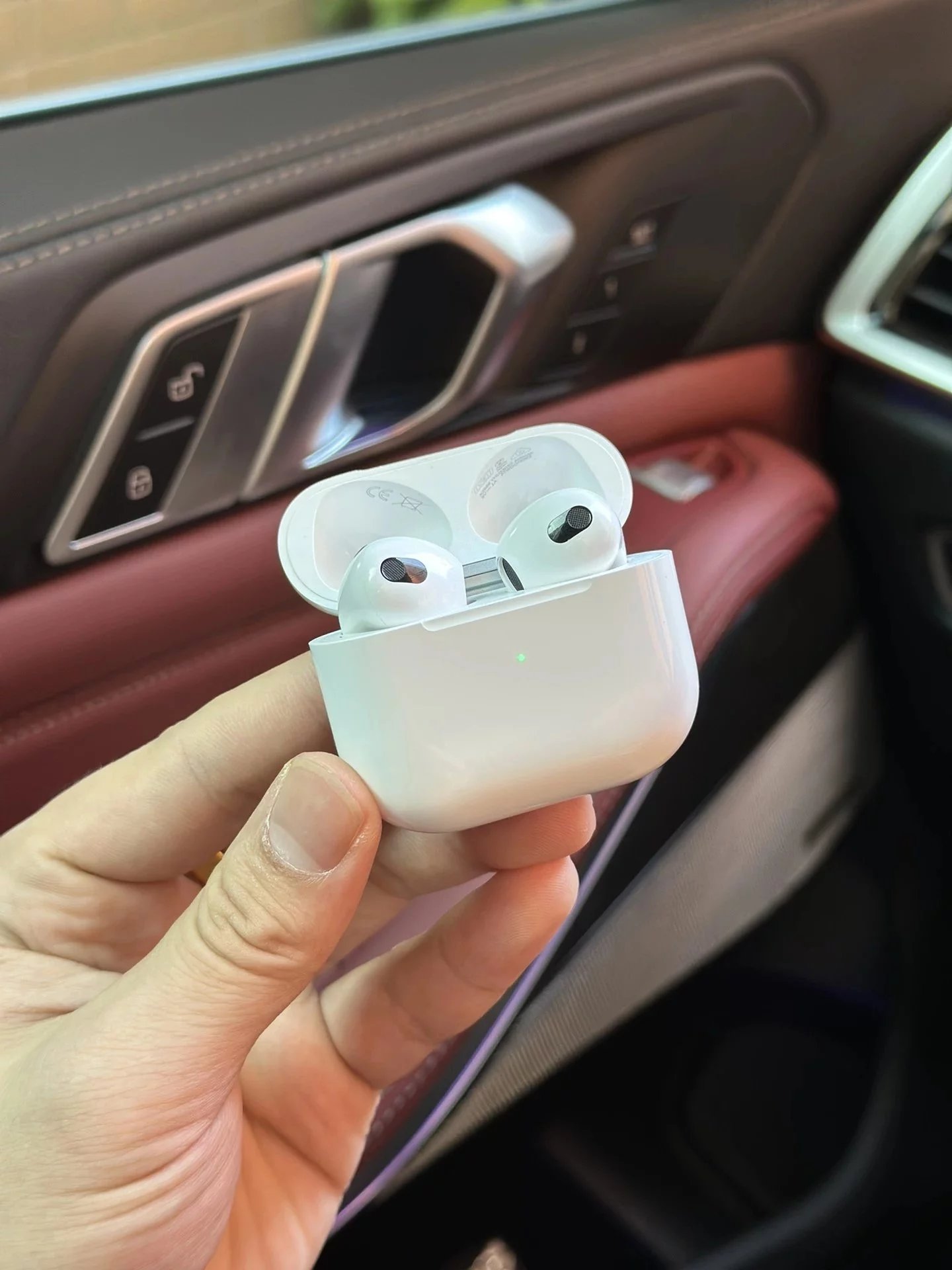 Air Pods/Air Pods Pro ( 4 + styles) - Thumbnail 10