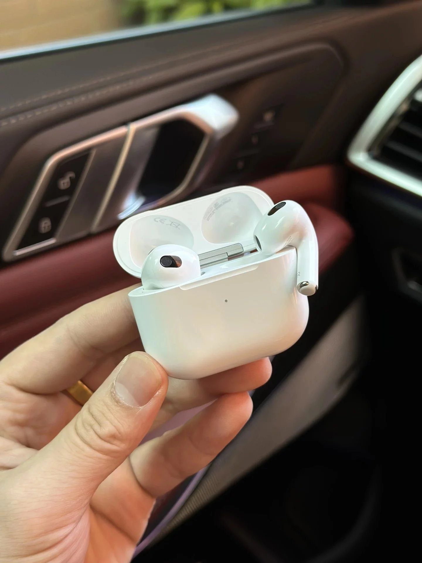 Air Pods/Air Pods Pro ( 4 + styles) - Thumbnail 11