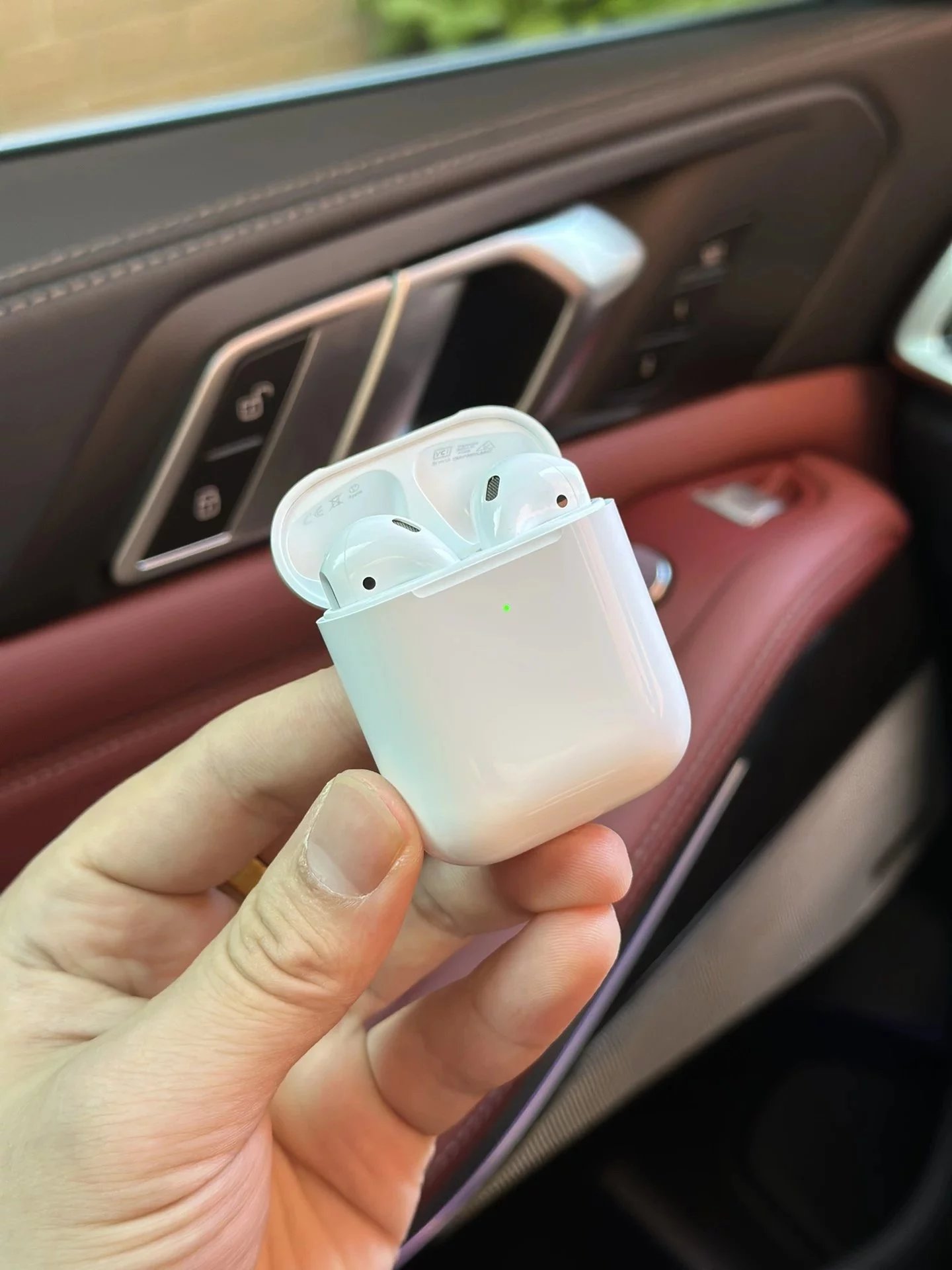 Air Pods/Air Pods Pro ( 4 + styles) - Thumbnail 4