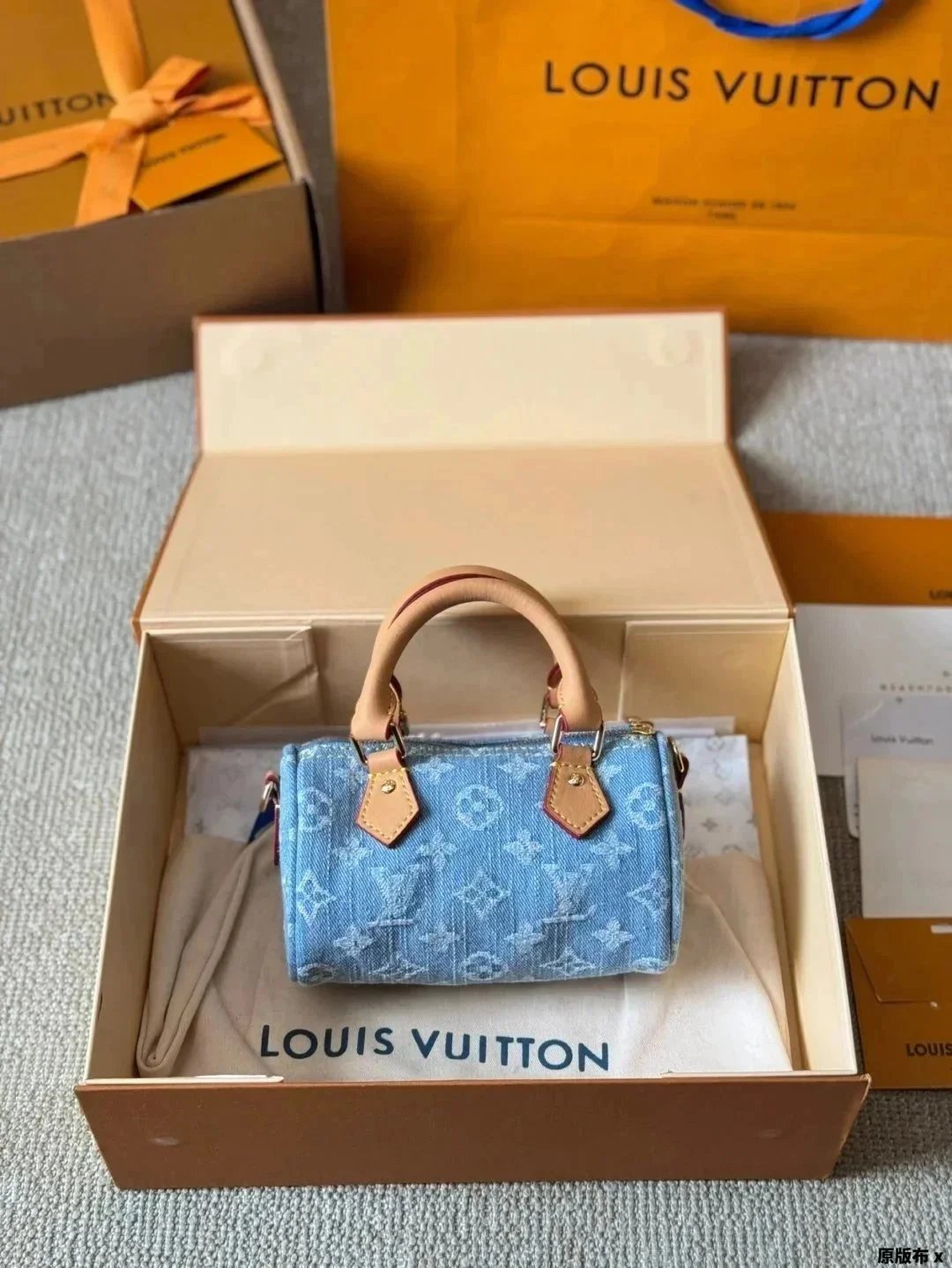 Louis Vuitton LV Messenger Genuine Leather Bag - Thumbnail 3