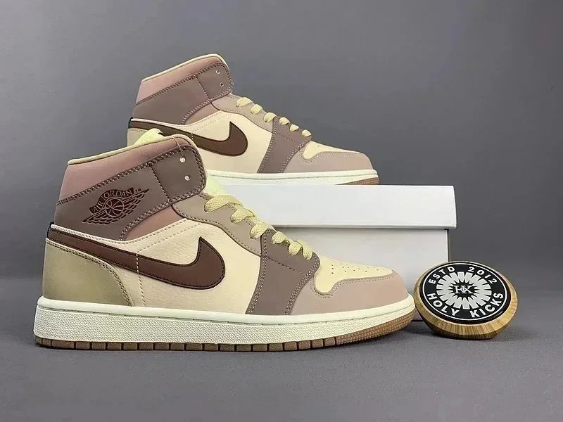 Jordan Air Jordan 1 Low - Thumbnail 2