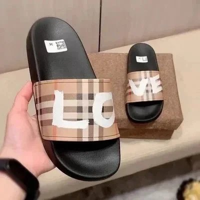 Burberry Slides - Thumbnail 4
