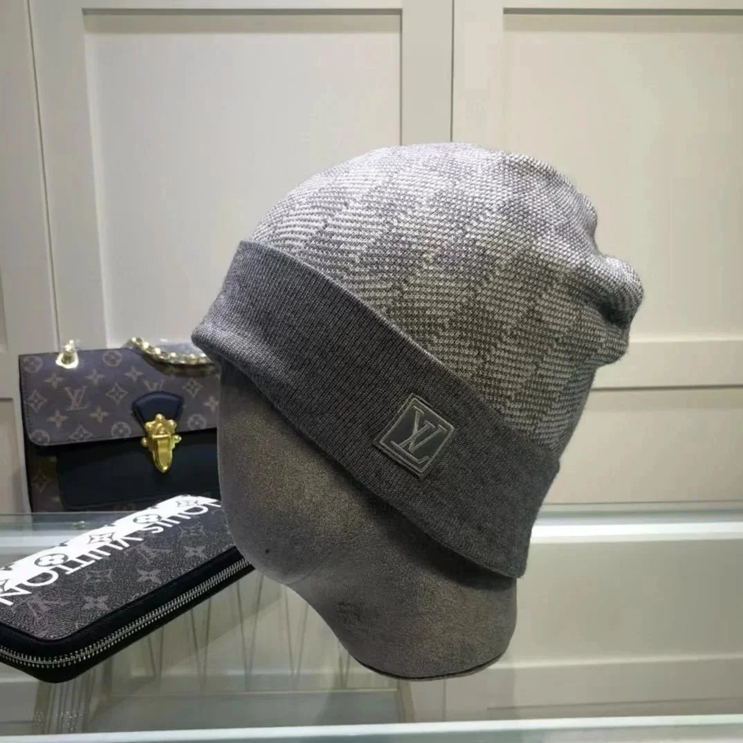 LV Louis Vuitton Beanie & Scarf - Thumbnail 13