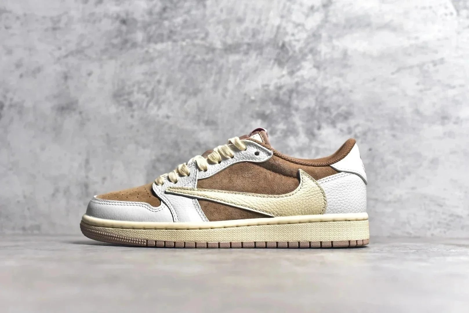 Jordan Air Jordan 1 Low - Thumbnail 11