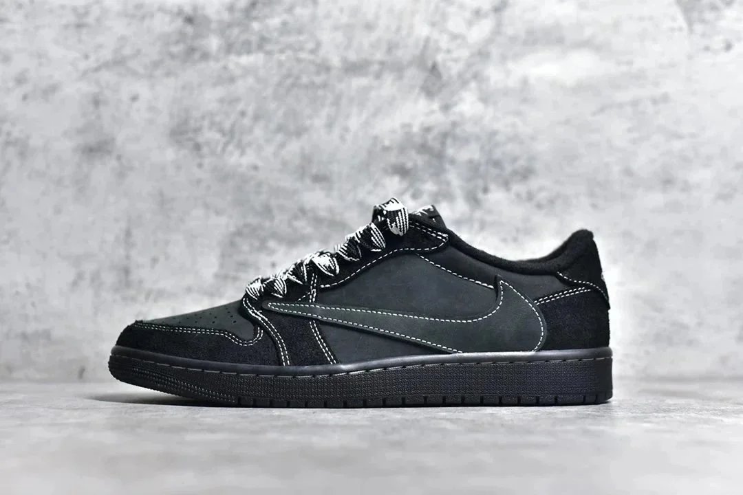 Jordan Air Jordan 1 Low - Thumbnail 7
