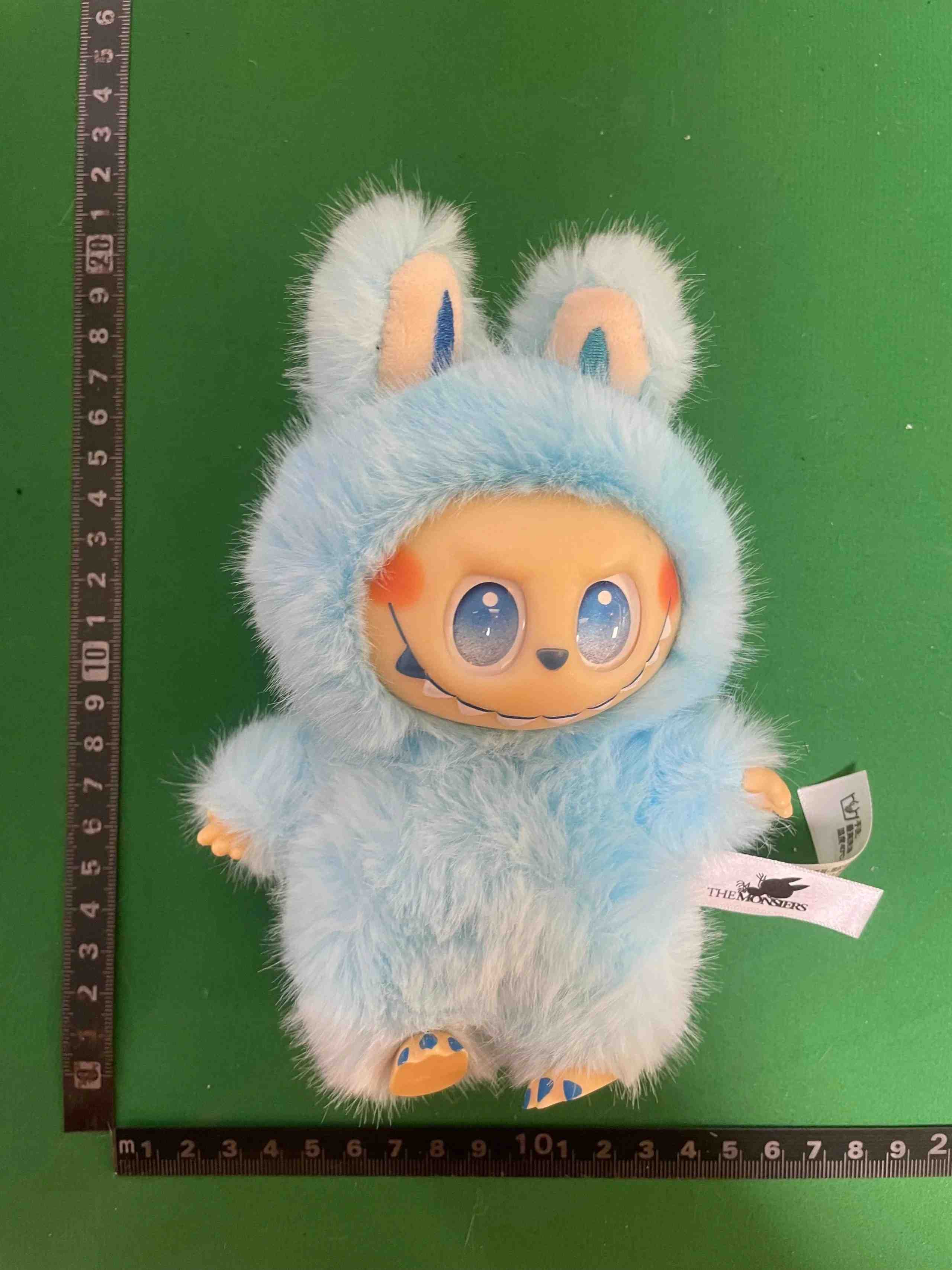 POP MART Labubu - Thumbnail 3