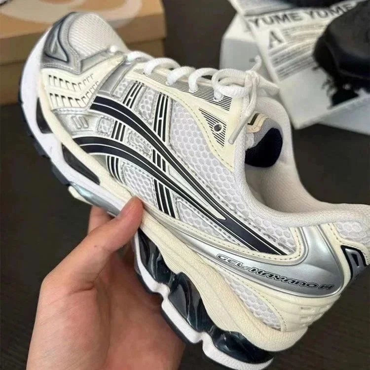 ASICS Gel-Kayano 14 - Thumbnail 2