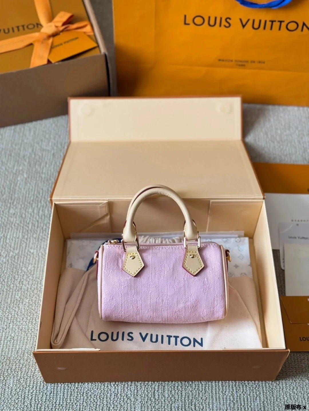Louis Vuitton women's bag - Thumbnail 2