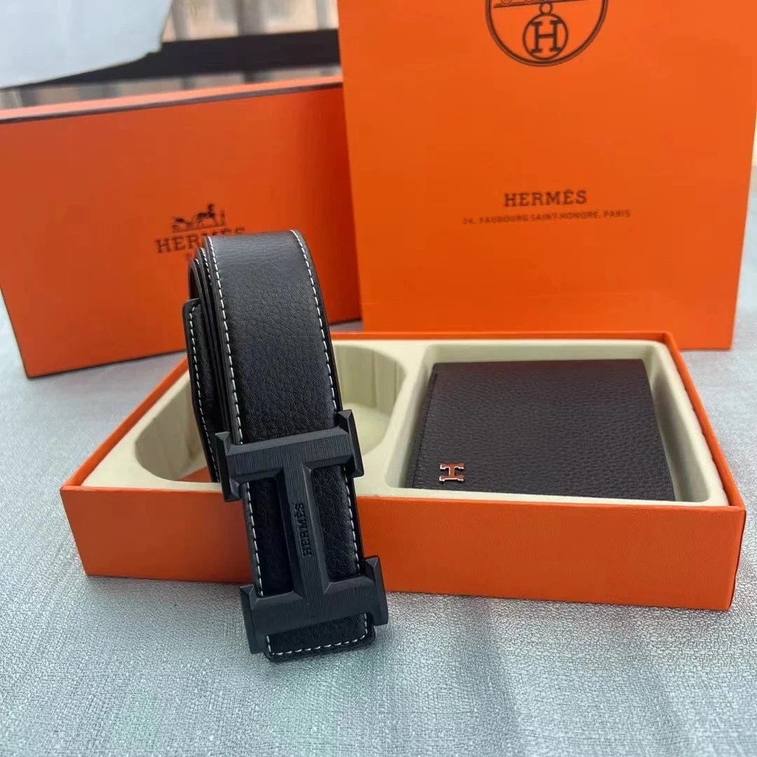 Hermes belt wallet gift box
