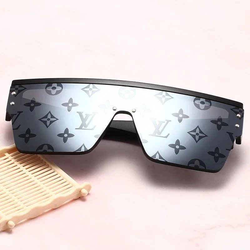 Chrome Hearts Cartier Ray-Ban LV Prada glasses - Thumbnail 5