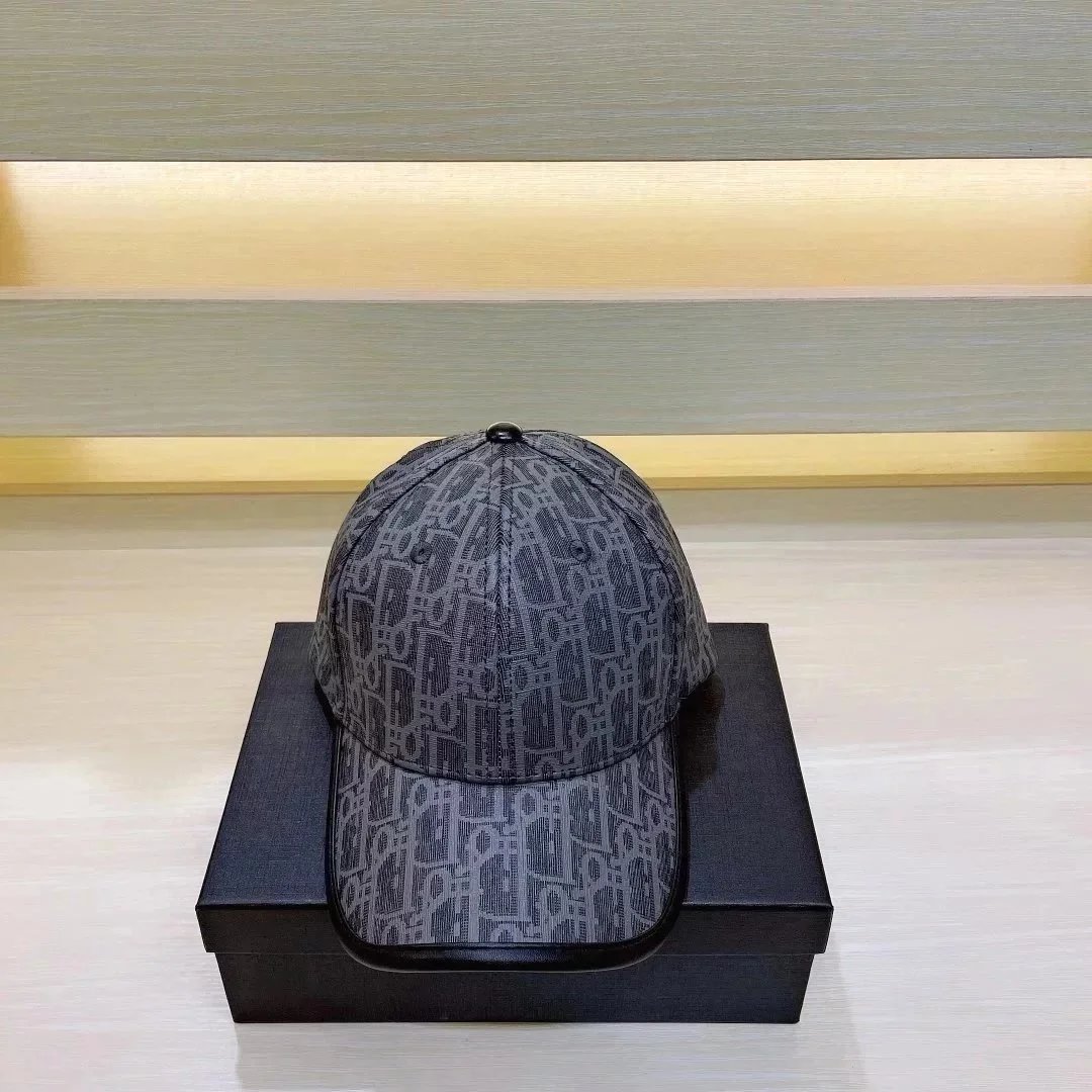 fendi cap (40 CP) - Thumbnail 3