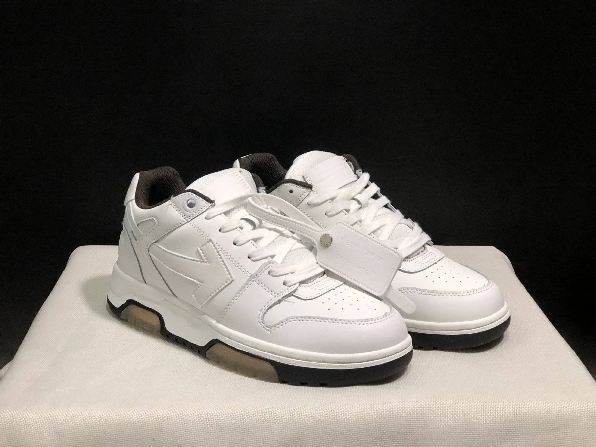 OFF White Shoes Sneakers ( 31 + styles) - Thumbnail 14