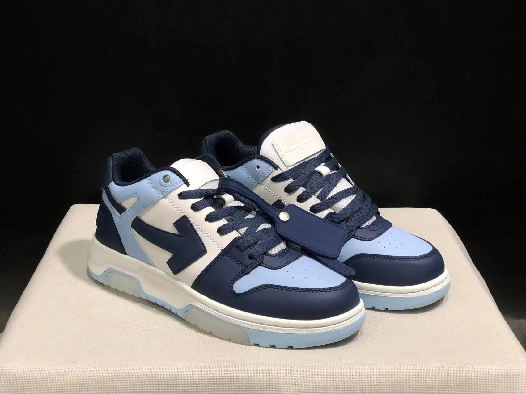 OFF White Shoes Sneakers ( 31 + styles) - Thumbnail 6