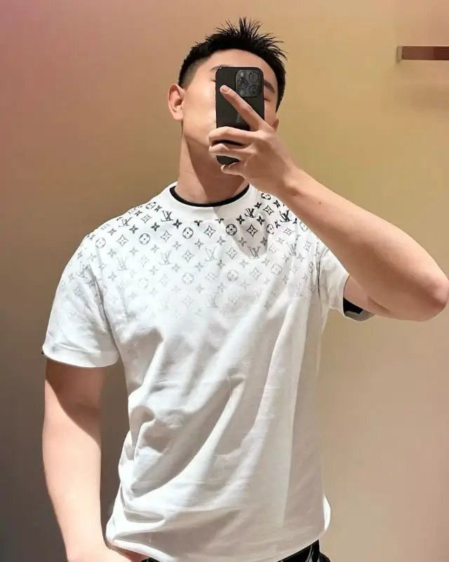 Louis Vuitton T-shirt （30+style） - Thumbnail 6
