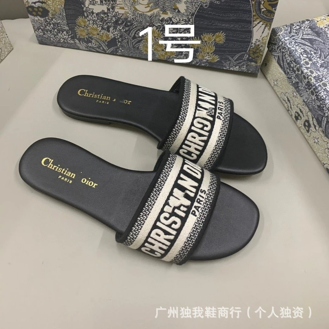 Dior slippers