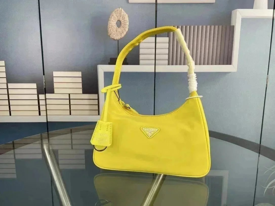 Prada Bags - Thumbnail 10