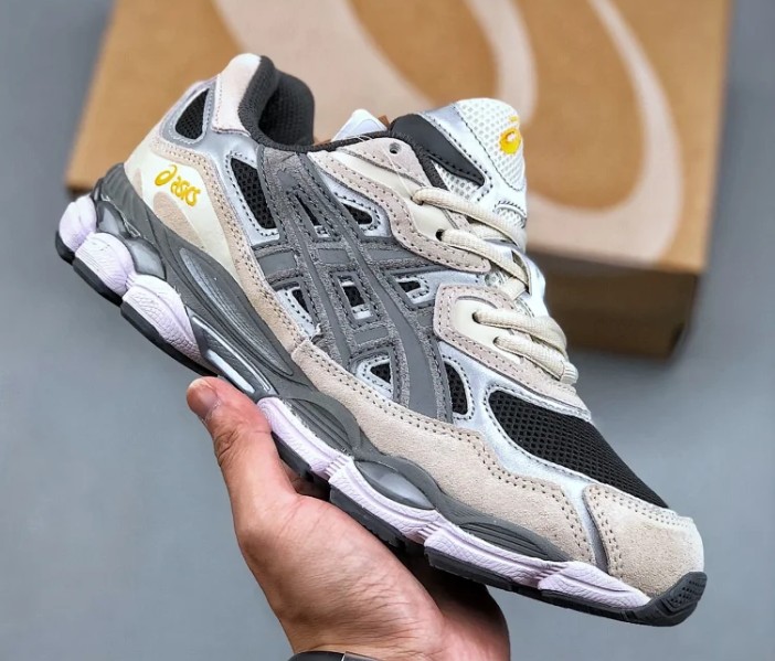 Asics Gel Shoes - Thumbnail 5