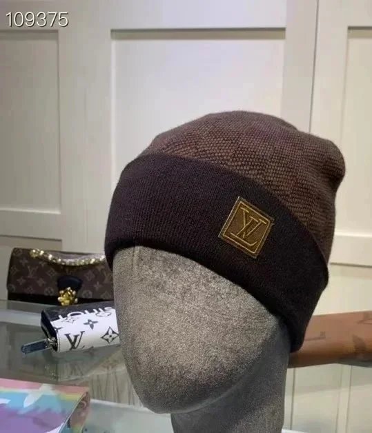 Louis Vuitton Monogram Beanie [20 styles] - Thumbnail 7