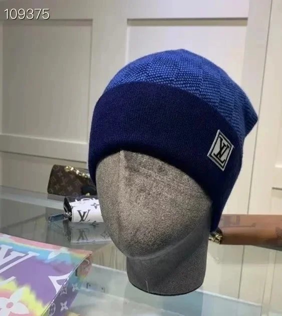 Louis Vuitton Monogram Beanie [20 styles] - Thumbnail 8