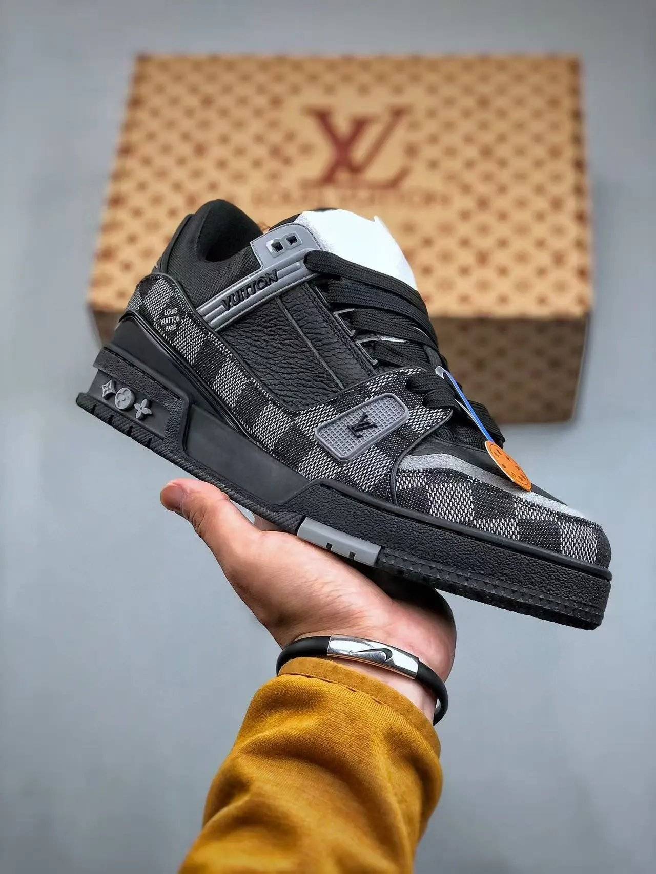 Louis Vuitton Trainer Sneakers - Thumbnail 12
