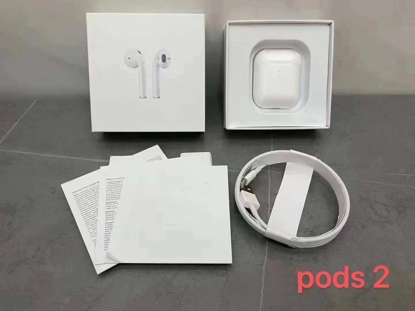 Apple AirPods Pro 2nd Gen - Thumbnail 3