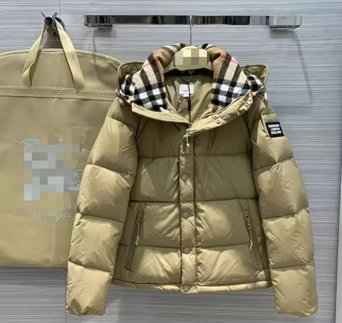 Burberry Check Down Jacket & Canada Goose Mayfair Vest Down Jacket - Thumbnail 13