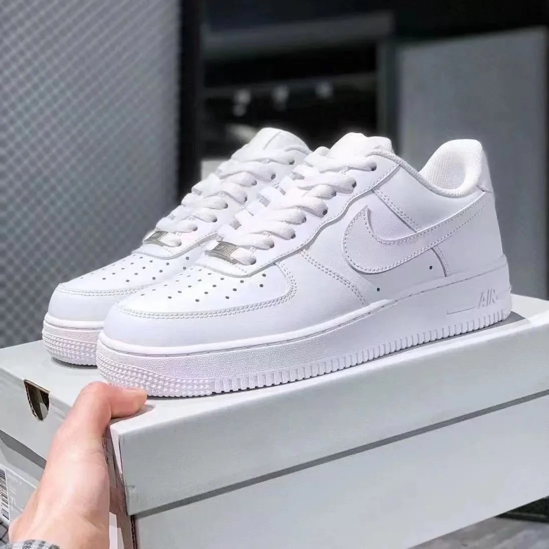 Nike Air Force 1 Sneakers - Thumbnail 4