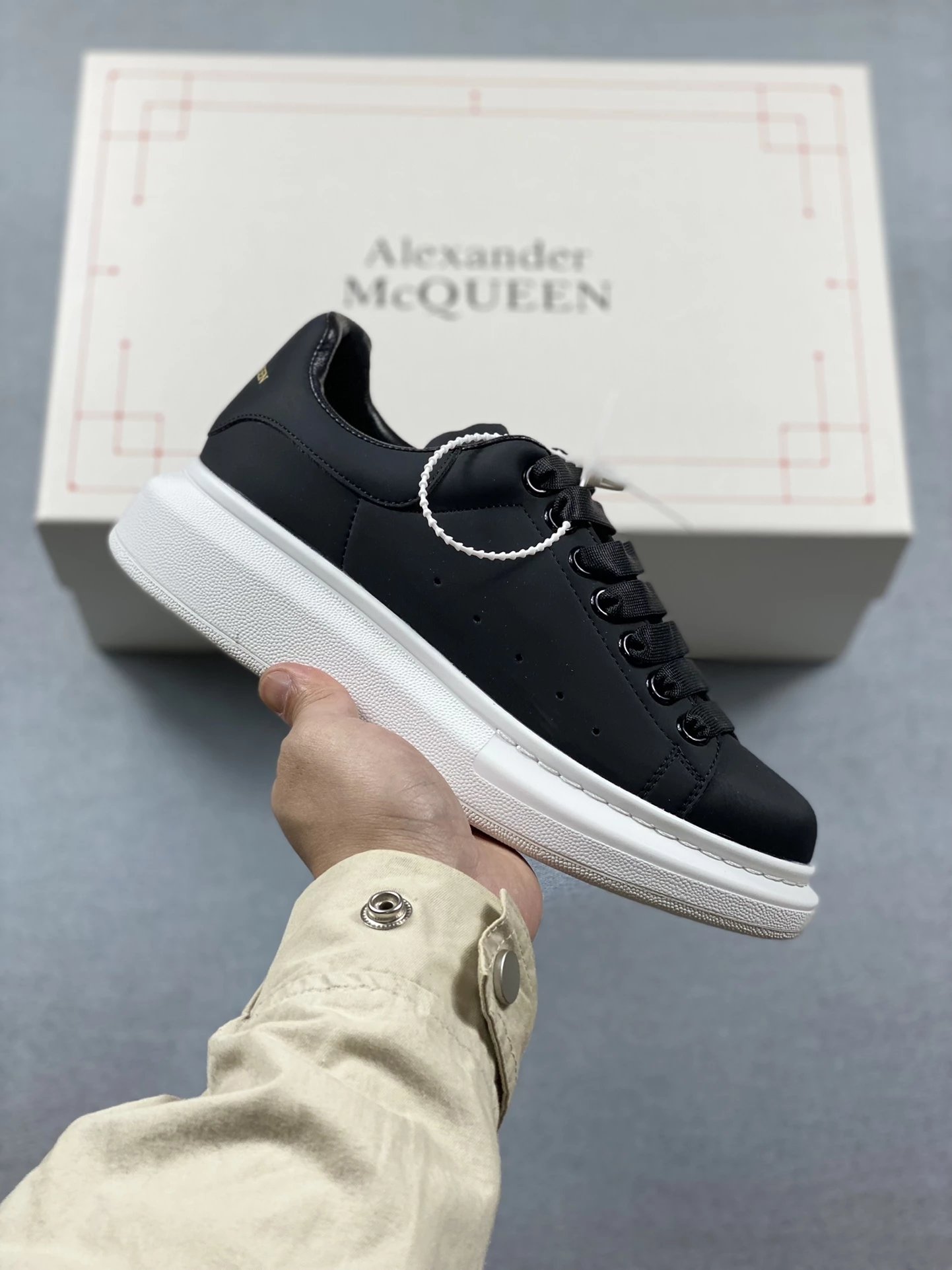 Alexander McQueen Oversized Sneakers - Thumbnail 8