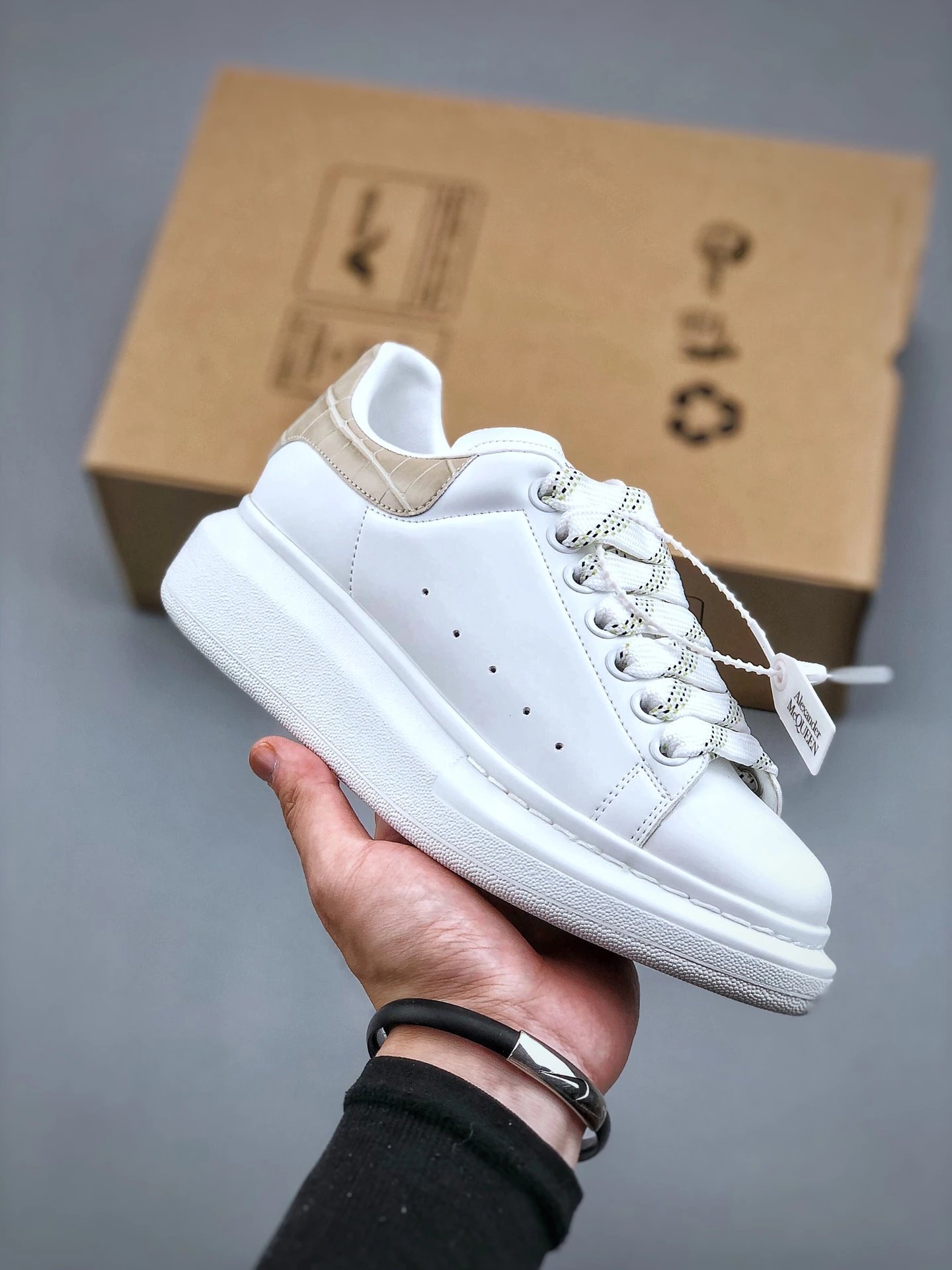 Alexander McQueen Oversized Sneakers - Thumbnail 10