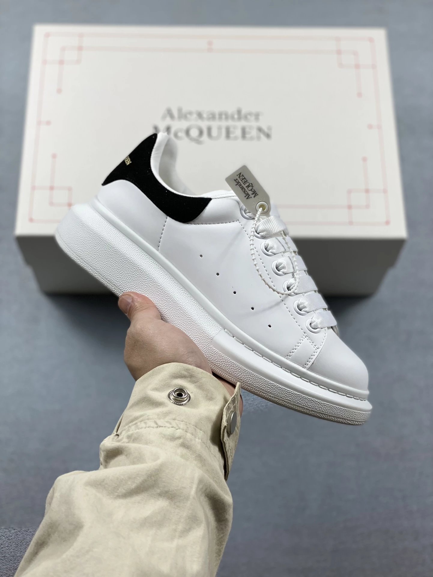 Alexander McQueen Oversized Sneakers - Thumbnail 2