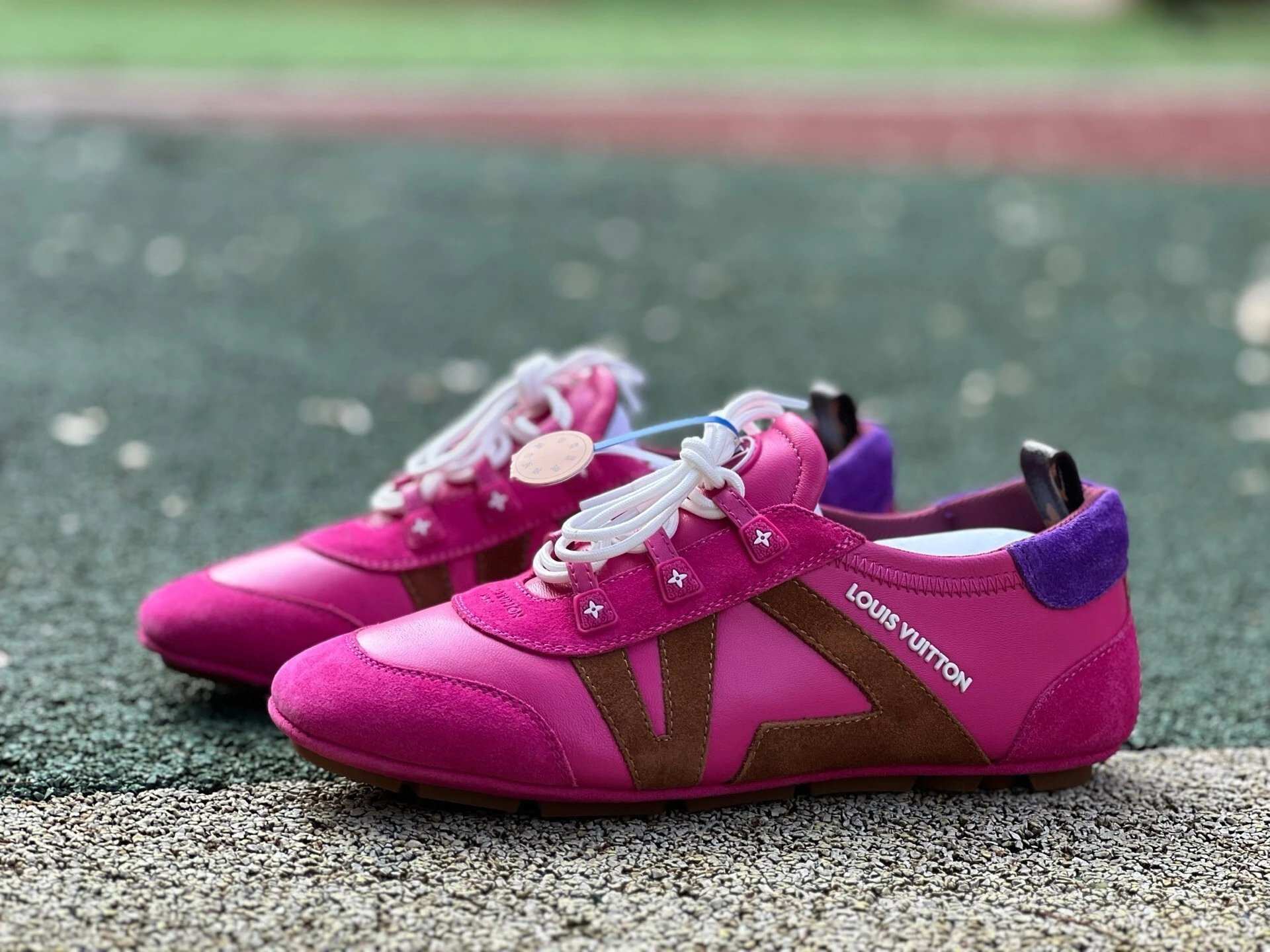 Louis Vuitton Archlight Sneakers [40+ styles] - Thumbnail 10