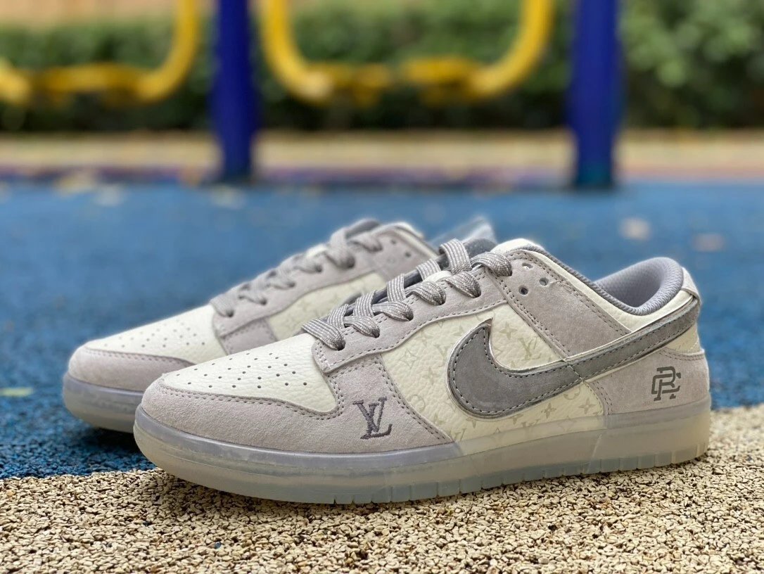 Louis Vuitton Archlight Sneakers [40+ styles] - Thumbnail 5