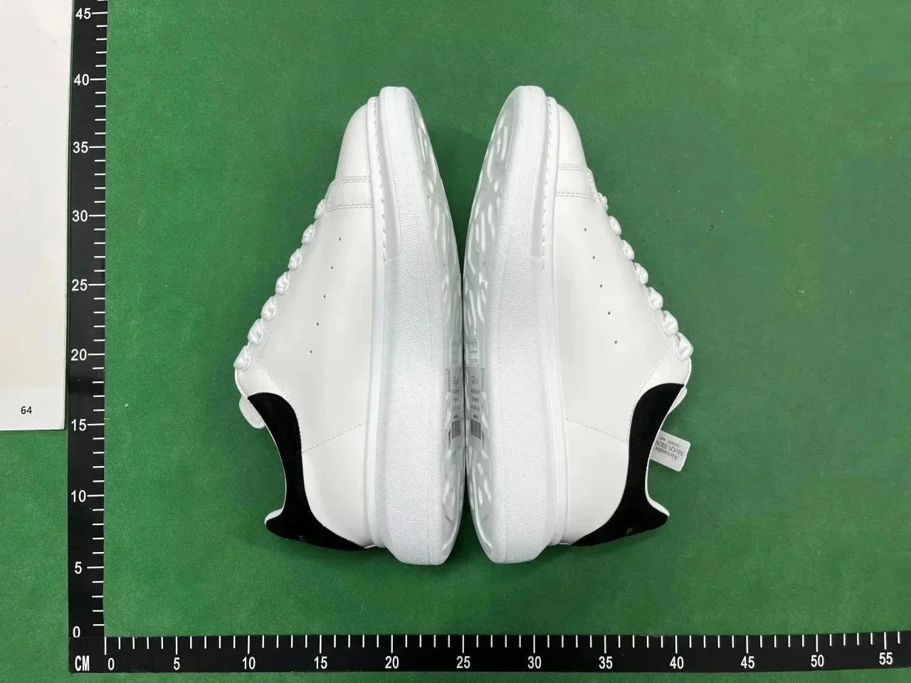 Alexander McQueen Oversized Sneakers [High Version - Thumbnail 3