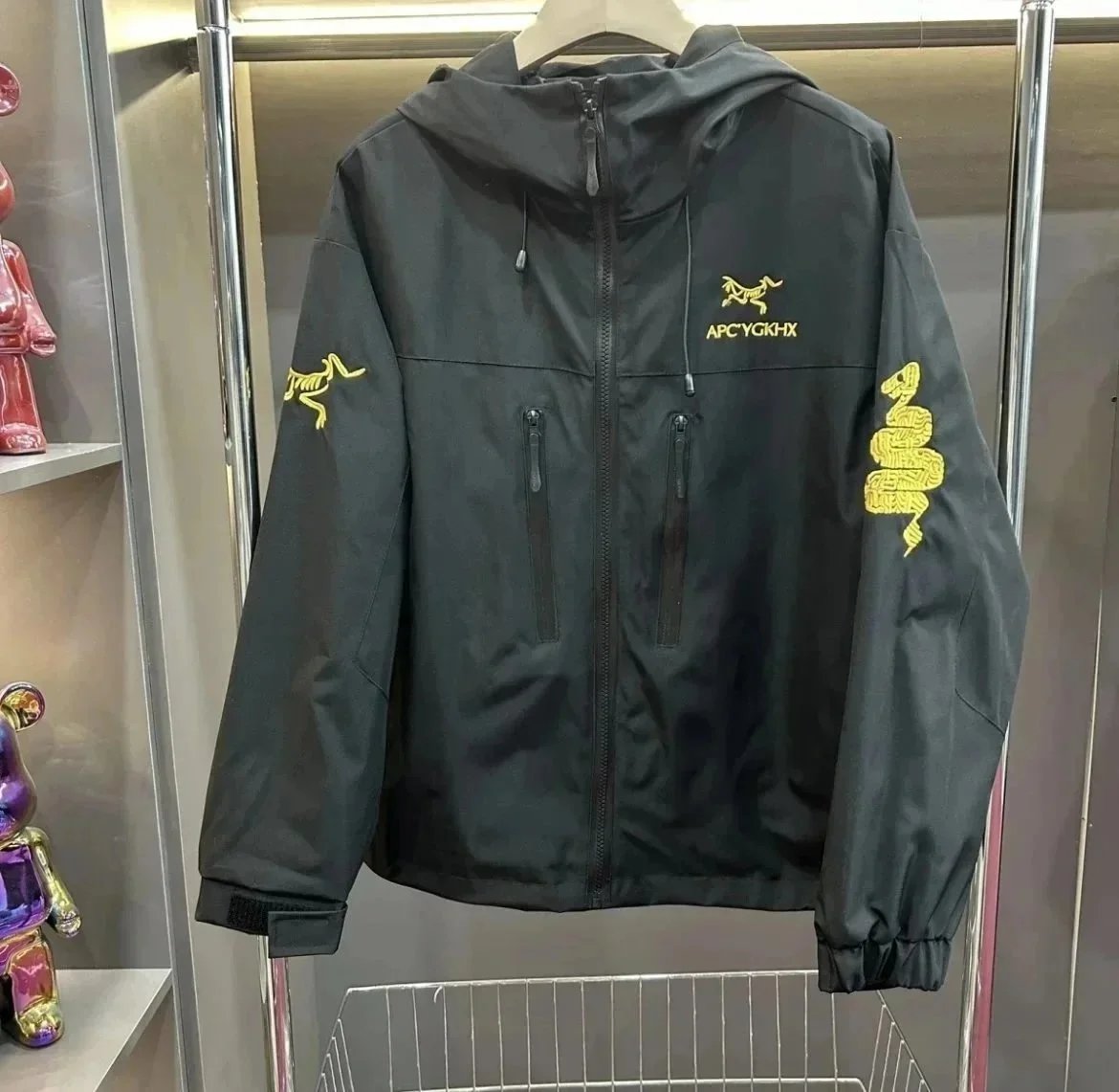 Arc'teryx Beta LT Jacket - Thumbnail 11